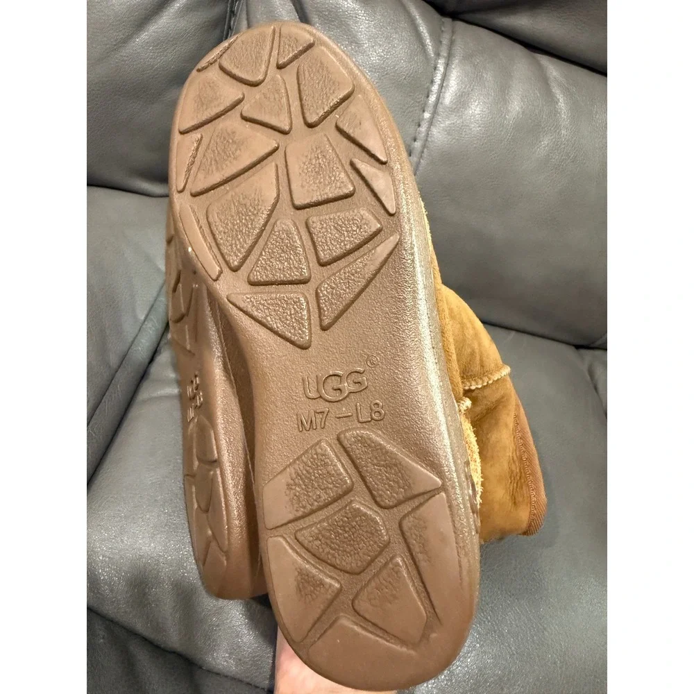 Original UGG Australia Chestnut Suede Pure Wool Pile Boots Mens 7 Ladies 8 M7-L8